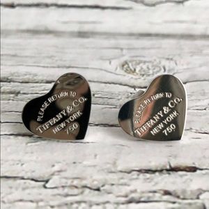 Stud earrings Return to Tiffany silver color